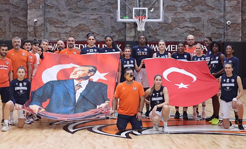 ÇUKUROVA BASKETBOL KULÜBÜ, 29 EKİM'İ KUTLADI