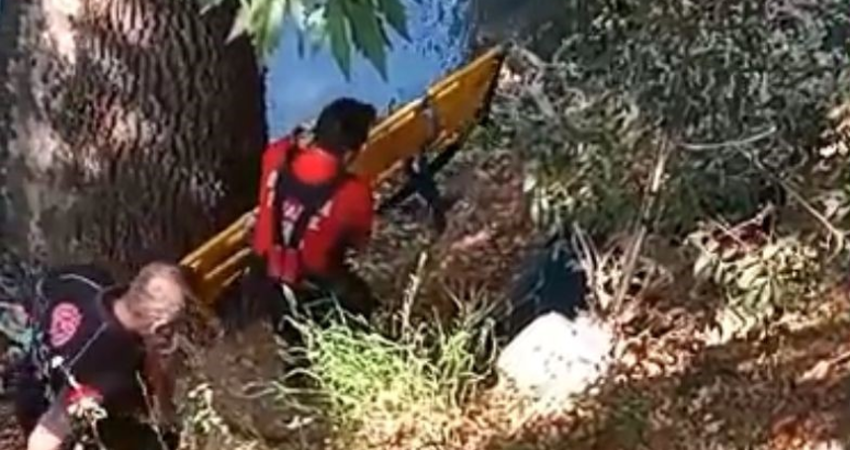Mersin'de balık tutarken 15 metreden düştü